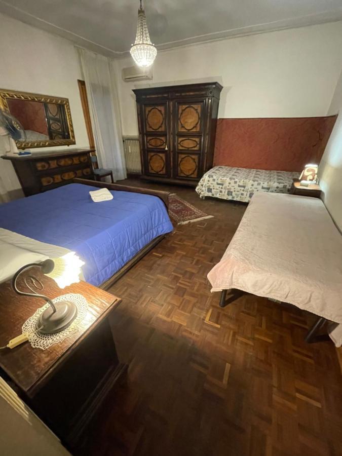 Princess Guest House Canal View Venice Exterior photo