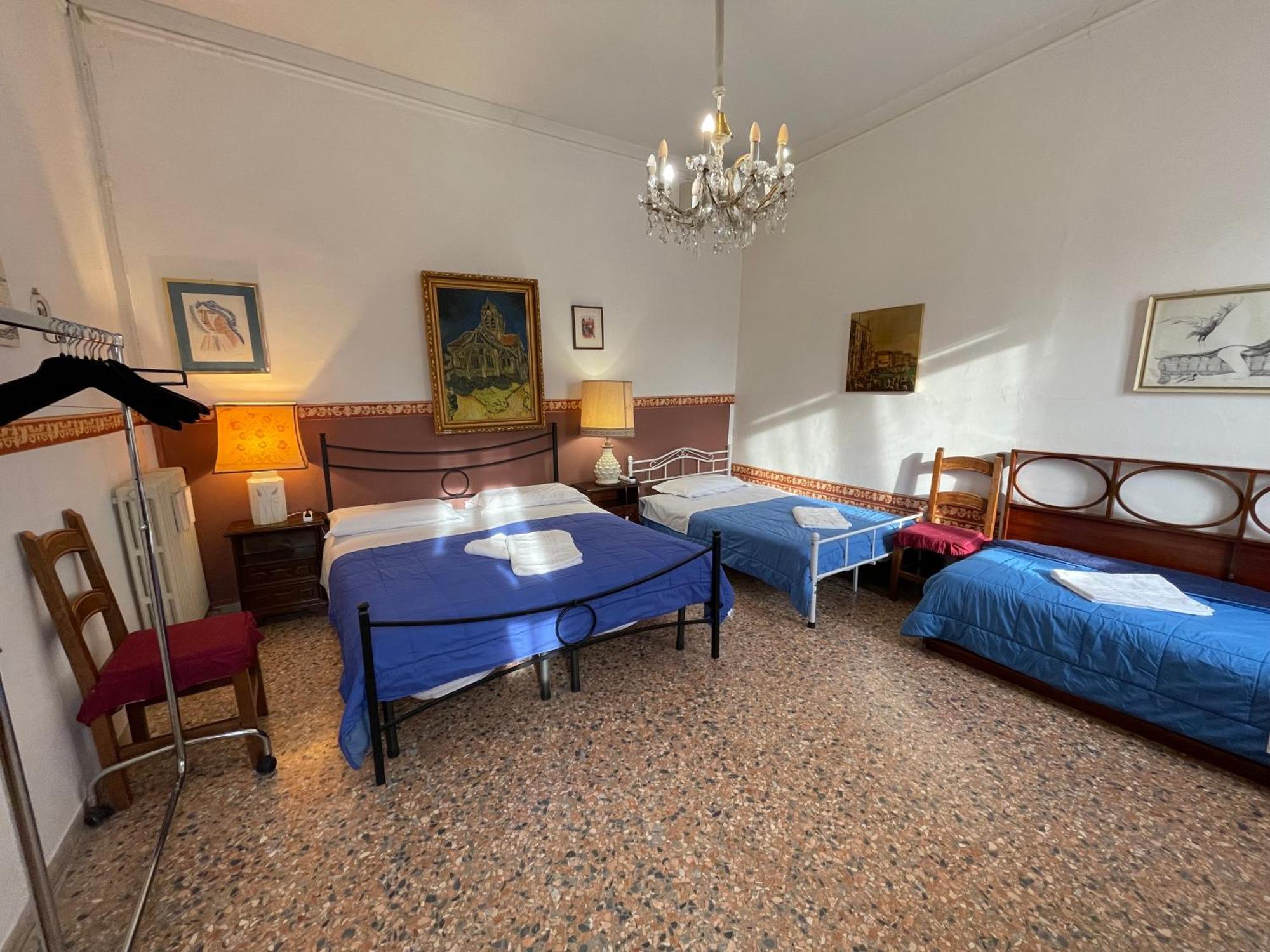 Princess Guest House Canal View Venice Exterior photo