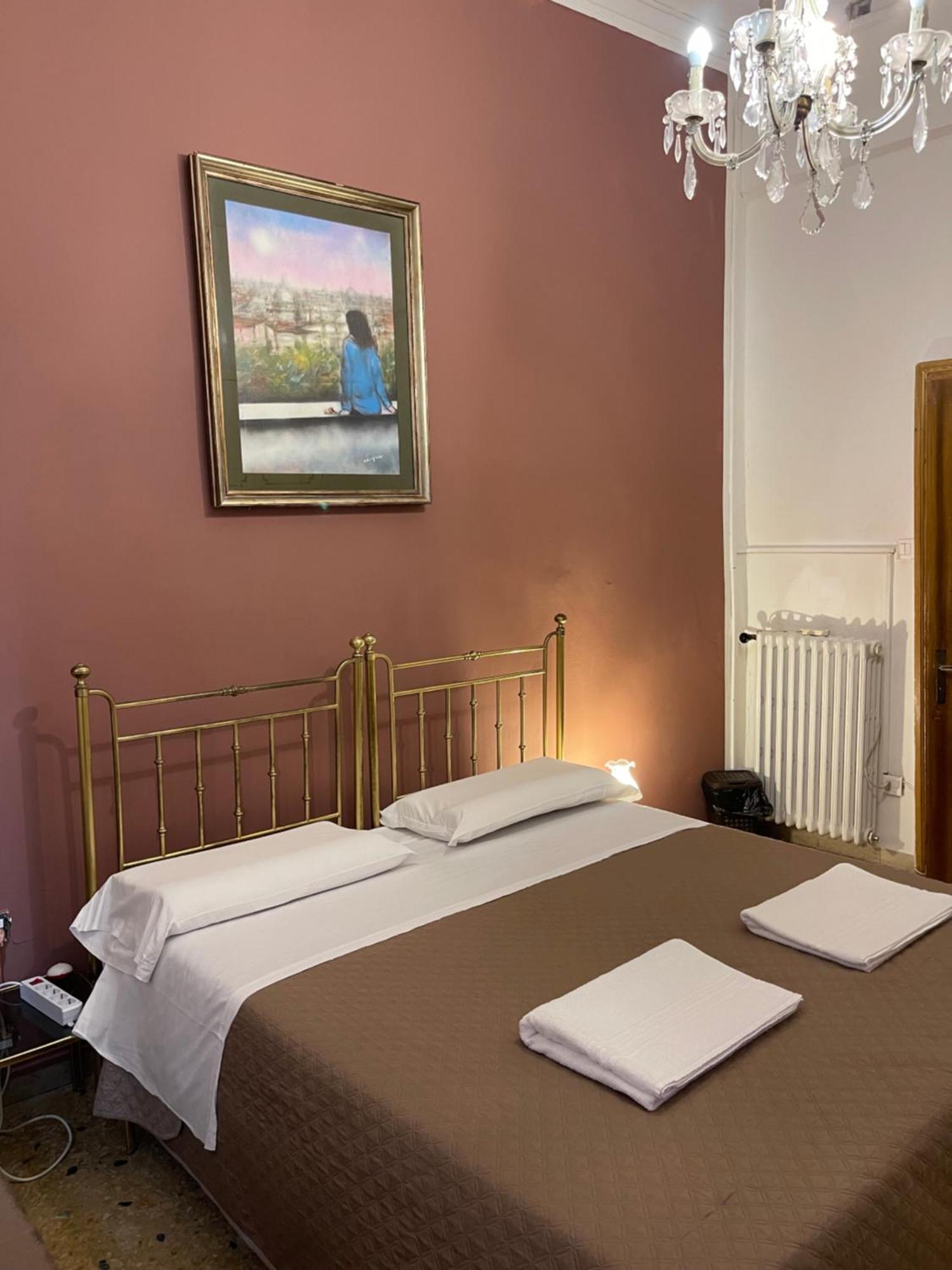Princess Guest House Canal View Venice Exterior photo
