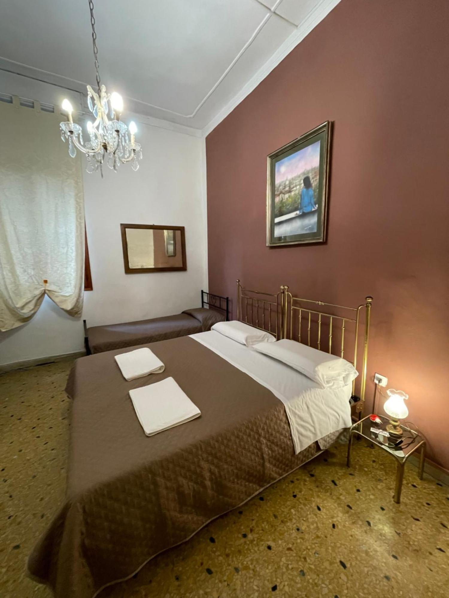 Princess Guest House Canal View Venice Exterior photo
