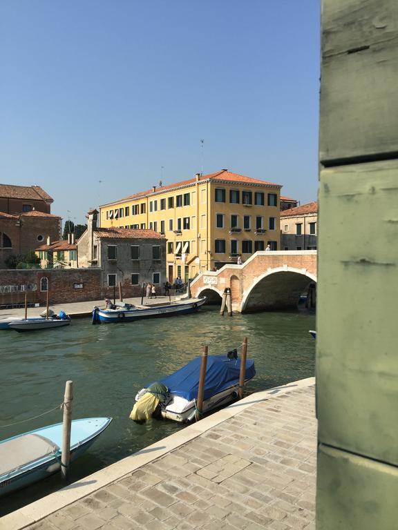 Princess Guest House Canal View Venice Exterior photo